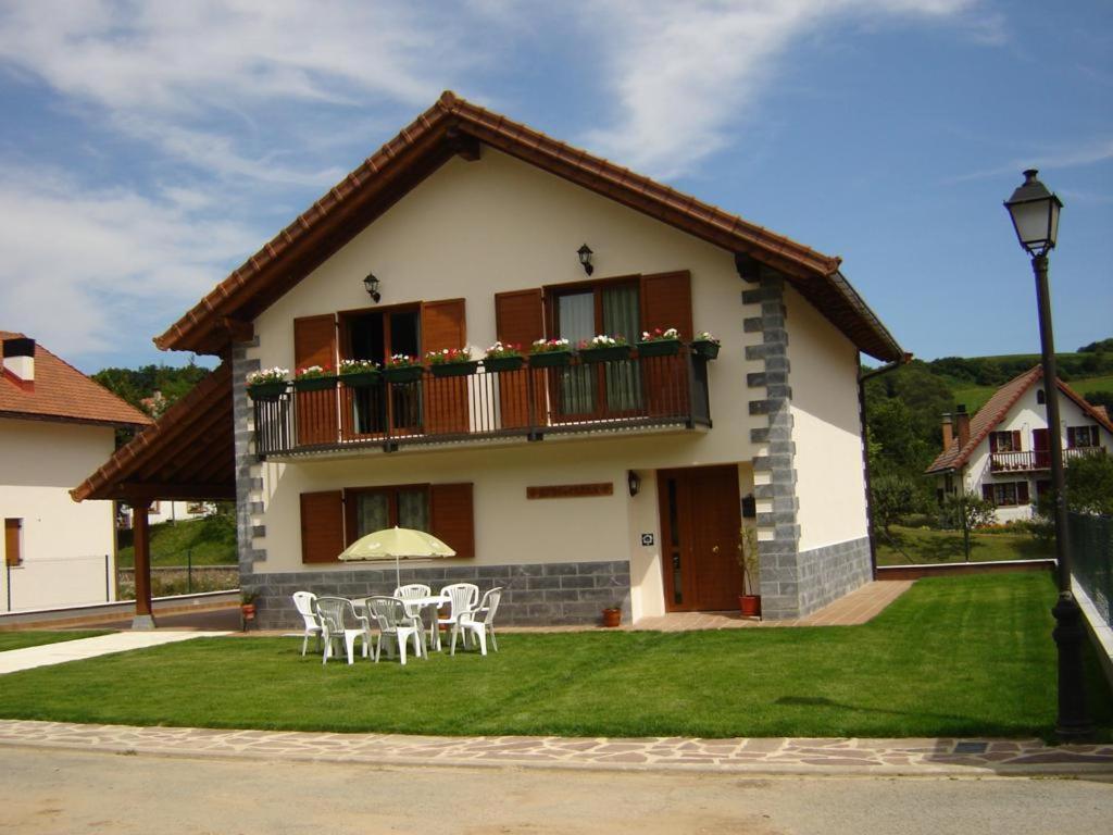 Casa Rural Irugoienea Espinal-Auzperri 외부 사진